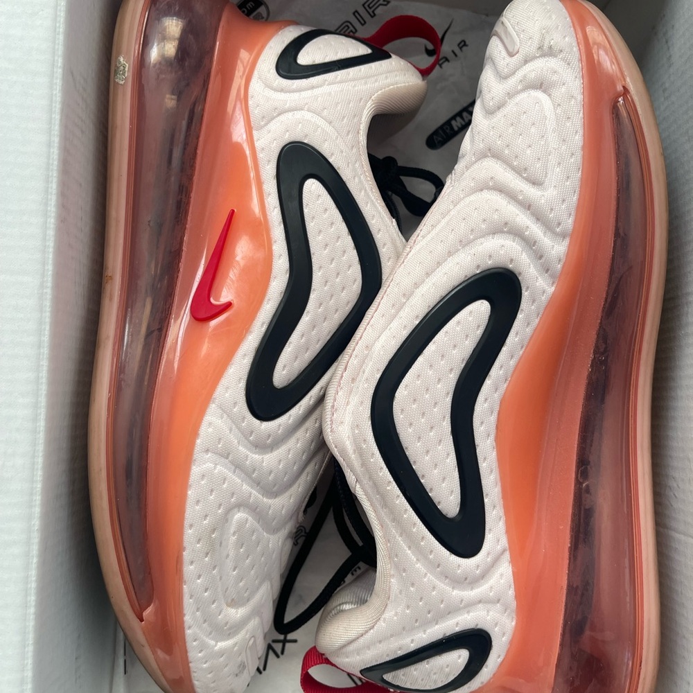 Nike Air Max 720 Sneakers